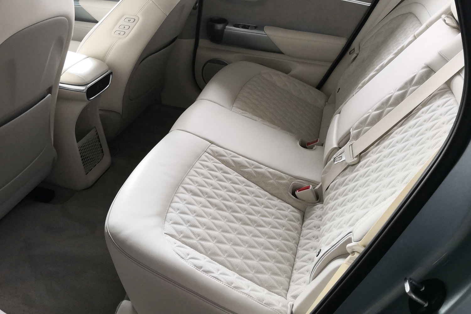 Stuff Genesis GV60 2022 review rear seats