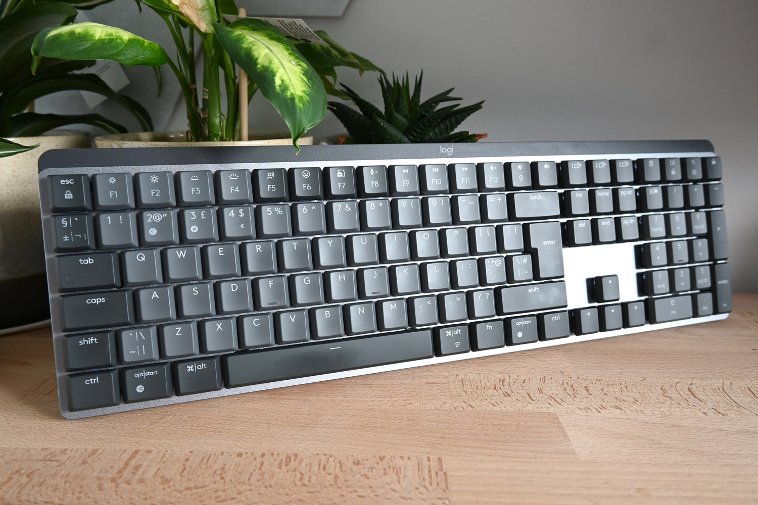 Logitech MX Mechanical Keyboard Review: The Optimal Office