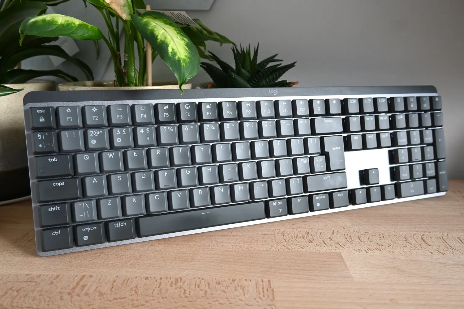 Logitech MX Mechanical Keyboard Review: Easy Device Switching, Low