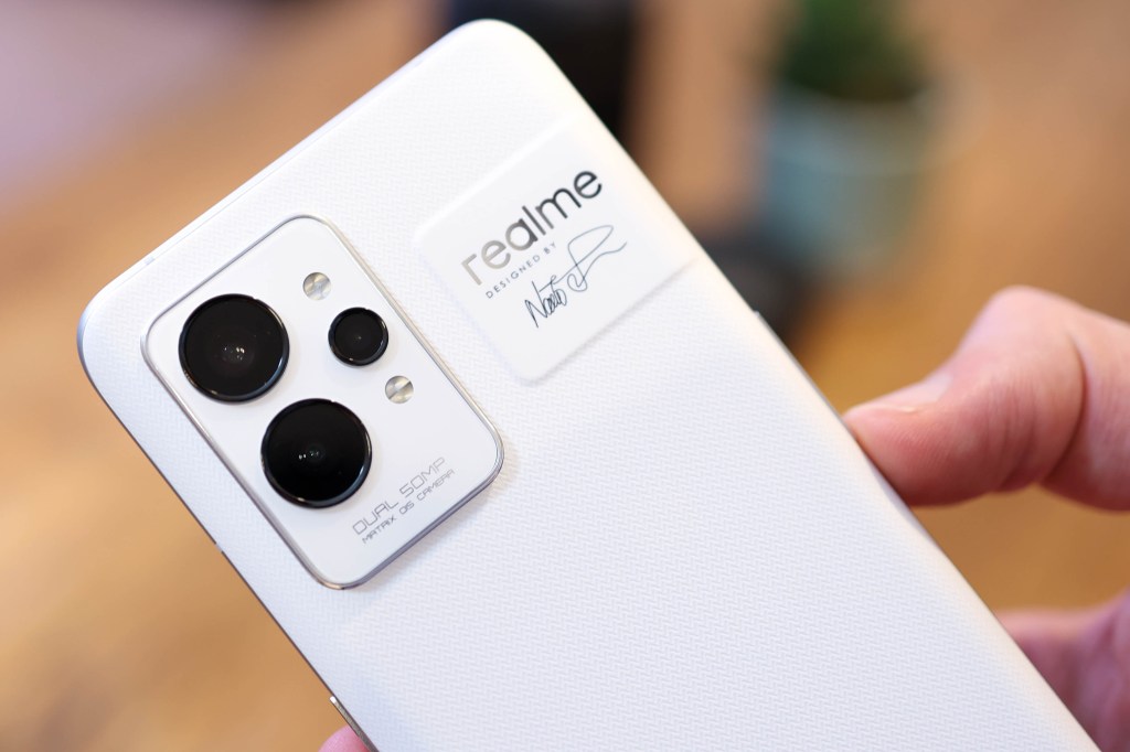 Stuff Realme GT 2 Pro smartphone review - rear panel finish