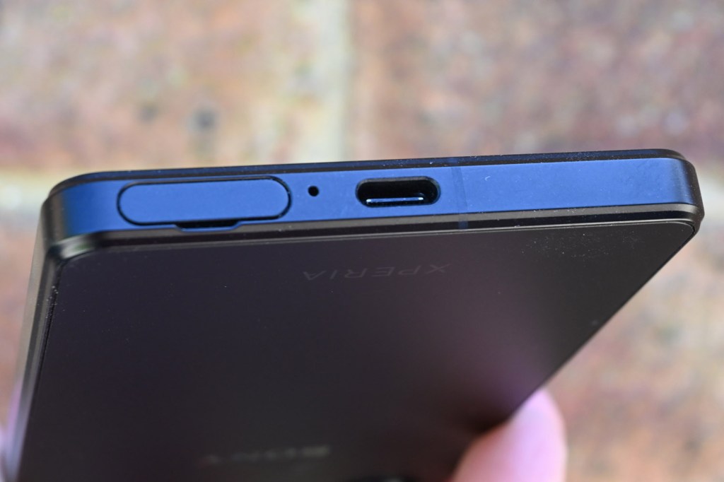 Sony Xperia 1 IV review: Simply outrageous - Android Authority