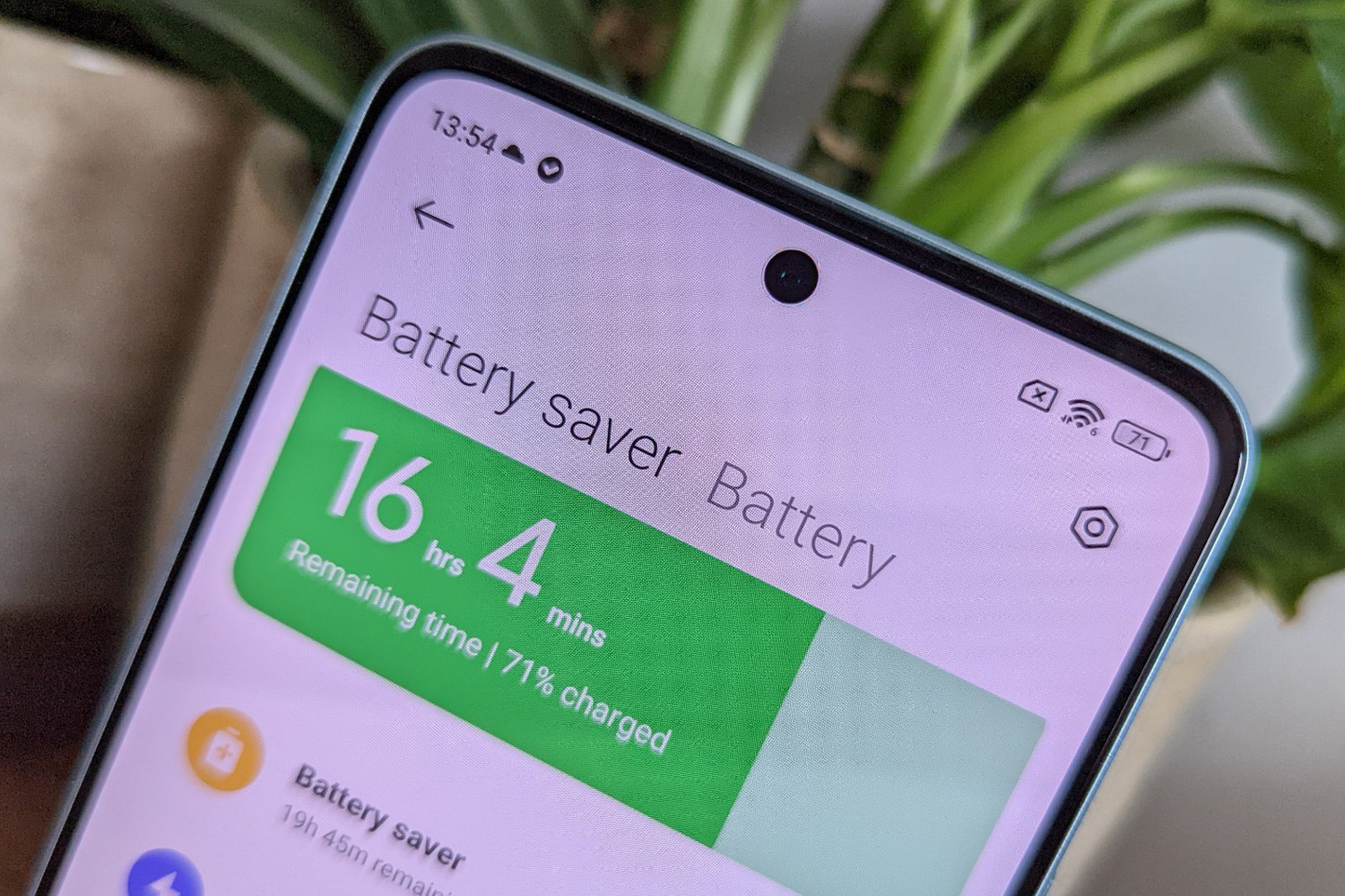 Stuff Xiaomi 12 Lite smartphone review battery stats close-up