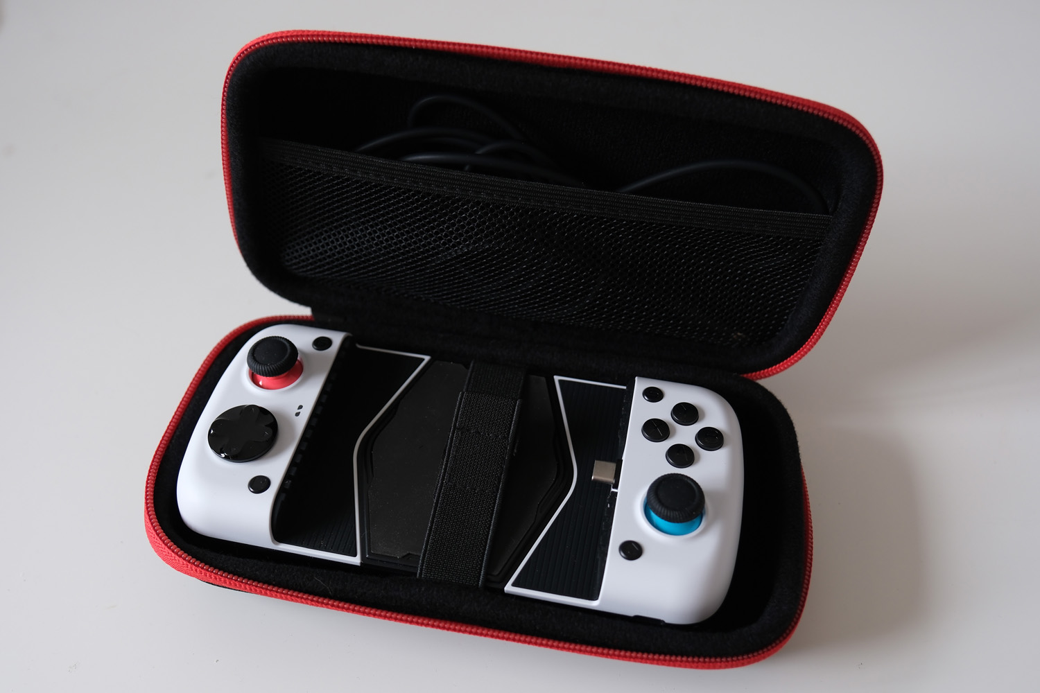 GameSir X3 controller Stuff review carry case