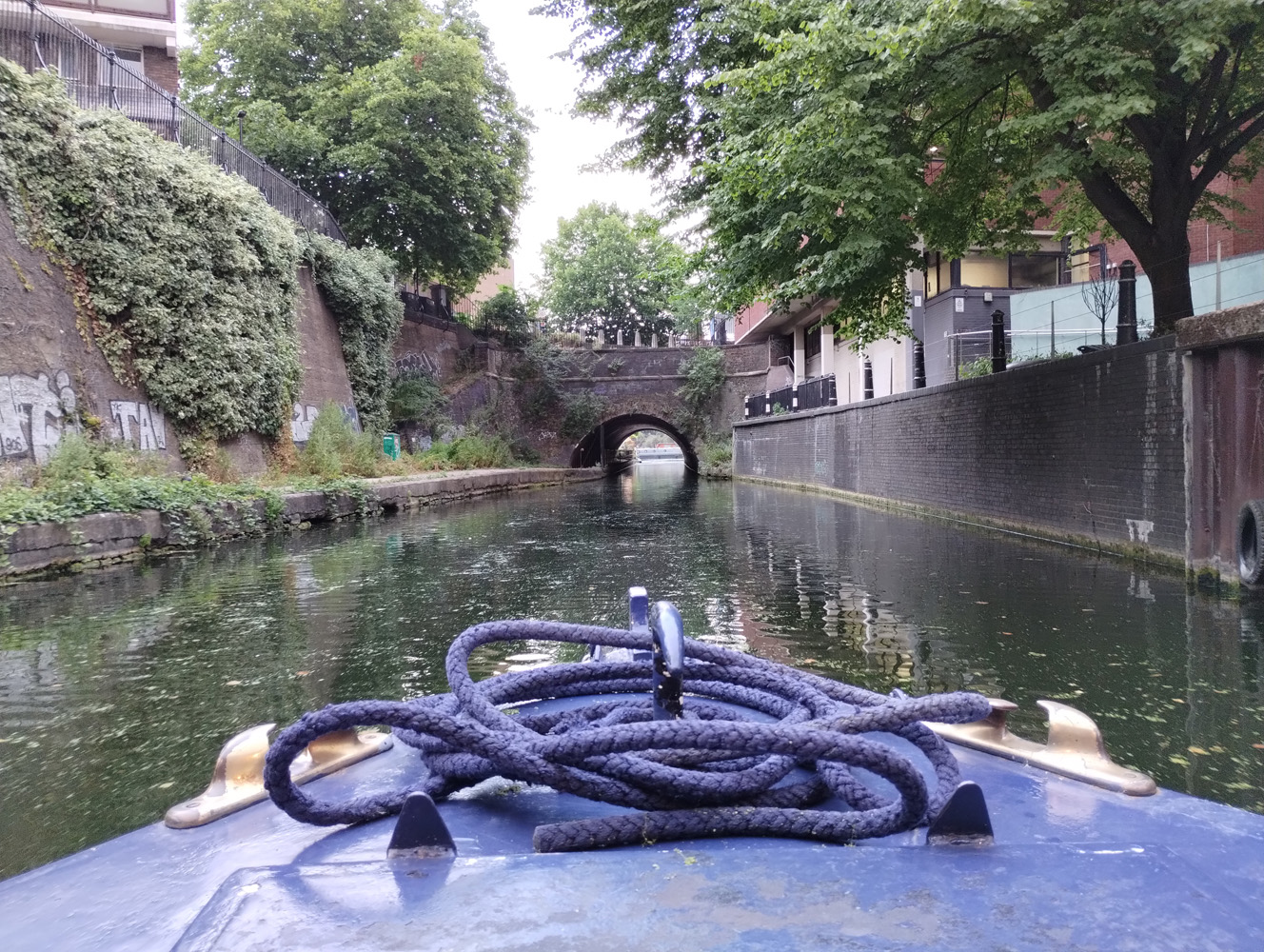 barge  shot on Motorola Moto G82 