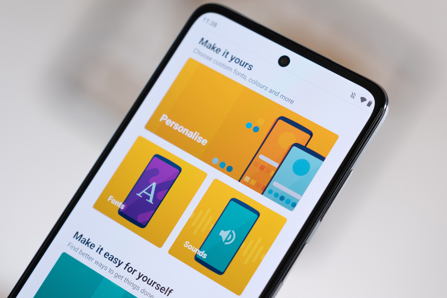 Motorola Moto G82 review moto app