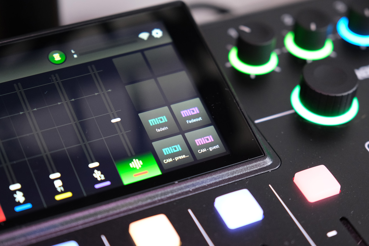 RODECaster Pro II Review: An Amazing Tool For Podcasters, Streamers, and  Musicians - Magnetic Magazine