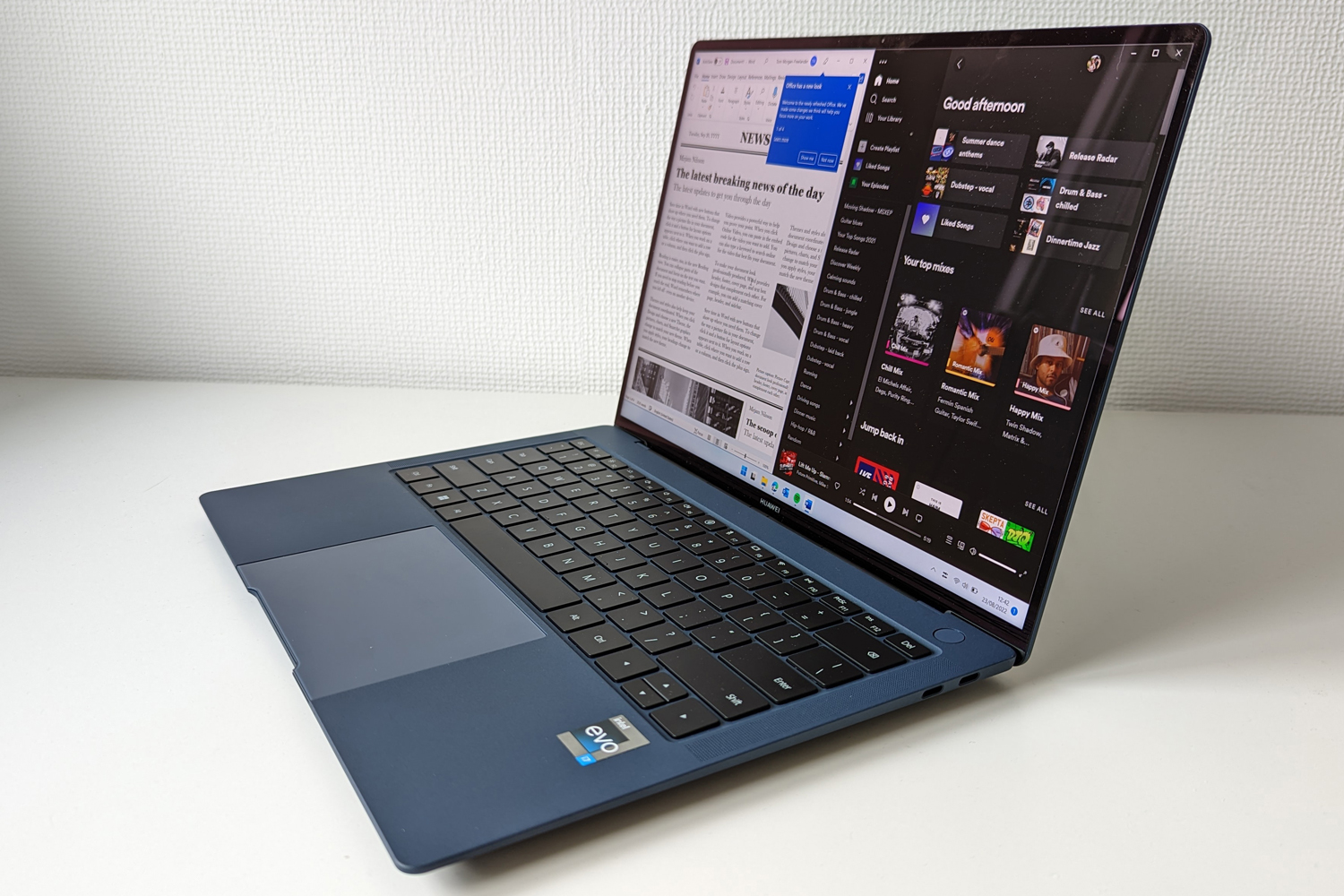 Huawei Matebook X Pro 2022 laptop aspect ratio