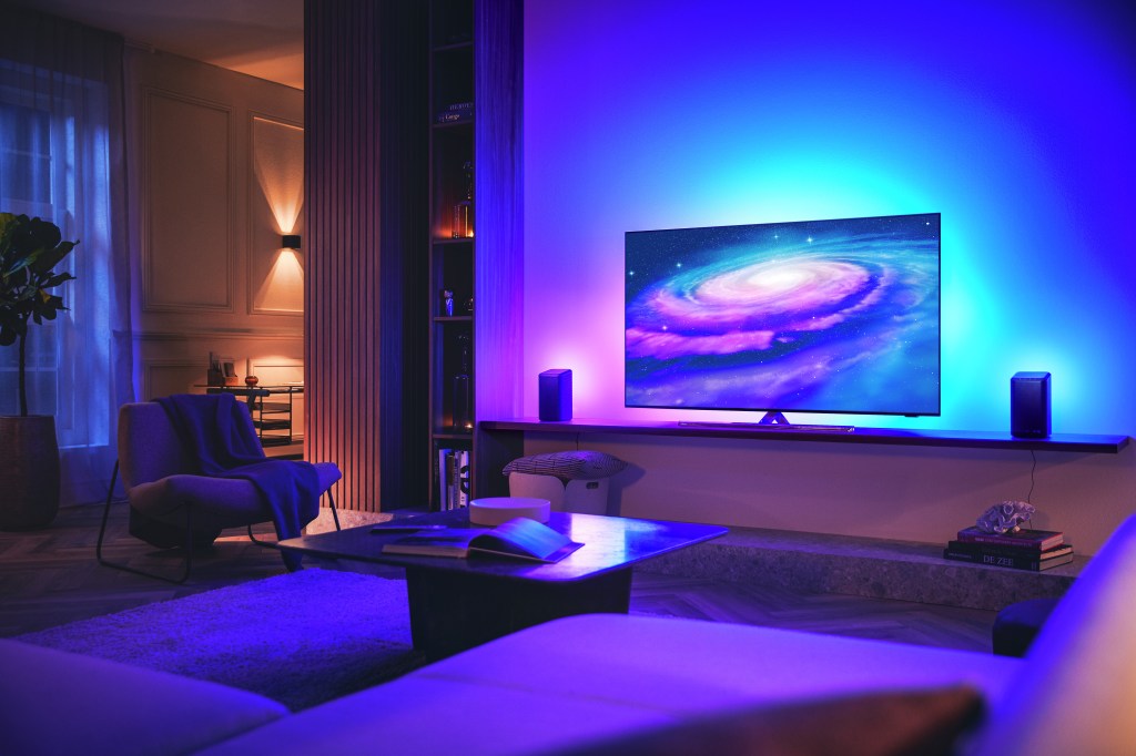 This is the Philips Ambilight - Coolblue - anything for a smile