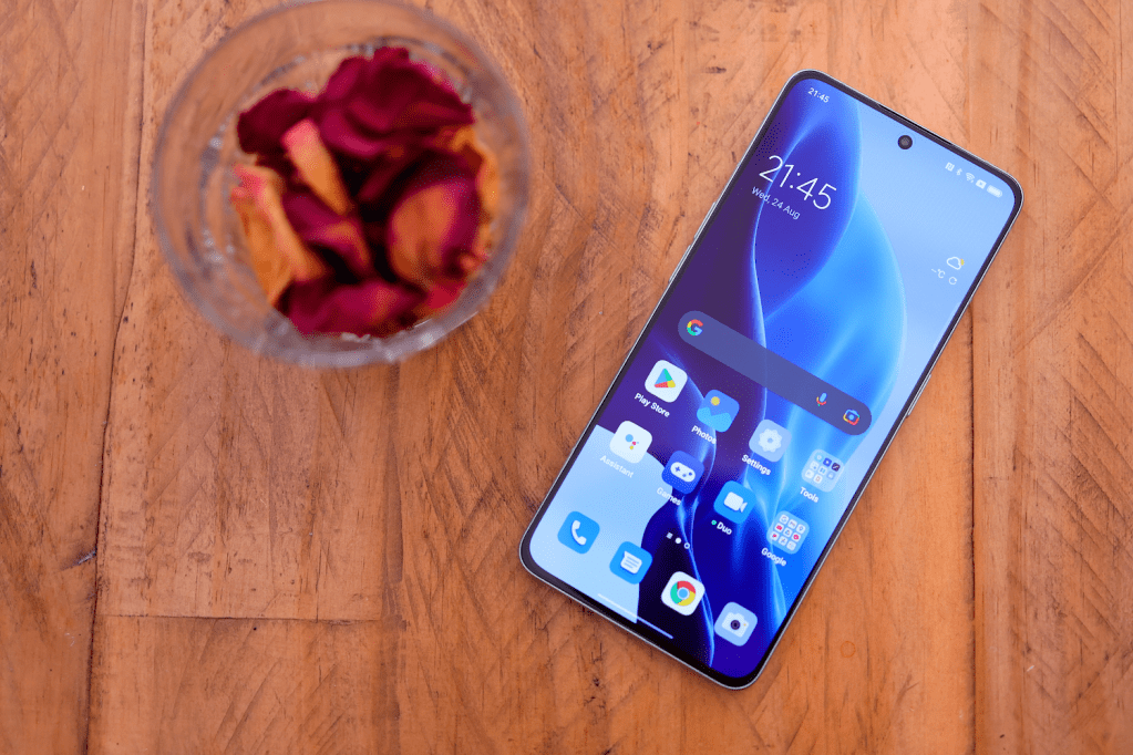 Oppo Reno 8 Pro Review: Budget Flagship Champ? 