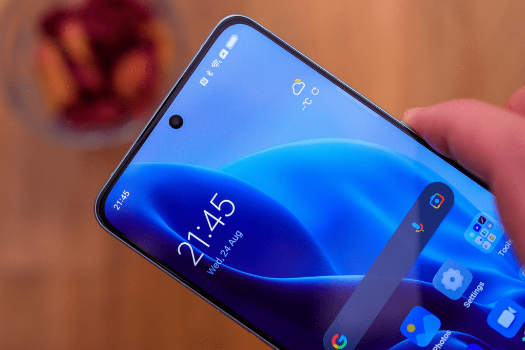 Oppo Reno 8 Pro review: a stylish flat-screen smartphone