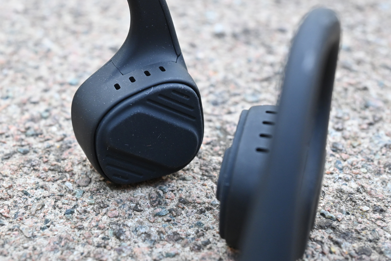 Orange O Bones headphones review bone conduction