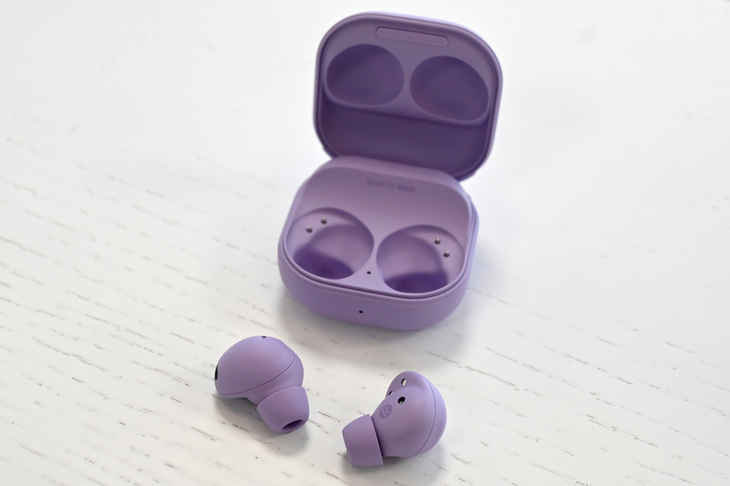 Samsung Galaxy Buds Pro 2 buds outside case