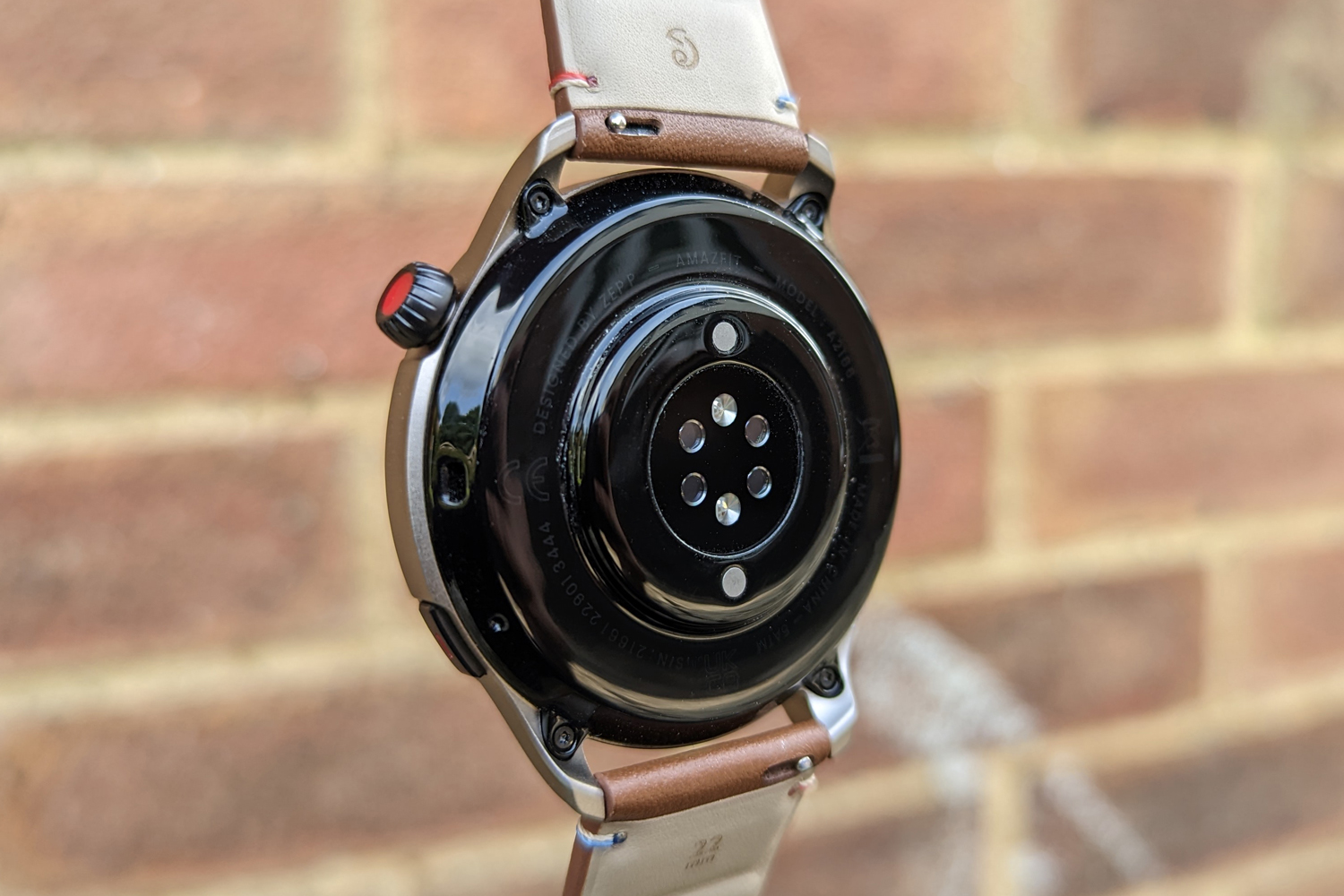 Amazfit GTR 4 review: modern smarts, vintage feel