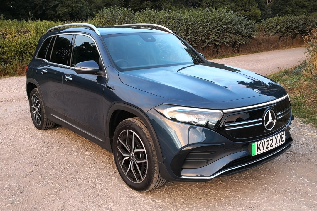 Mercedes-Benz EQB review front