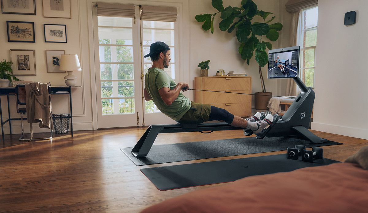 Leave your helmet behind with Peloton's new smart rowing machine Stuff