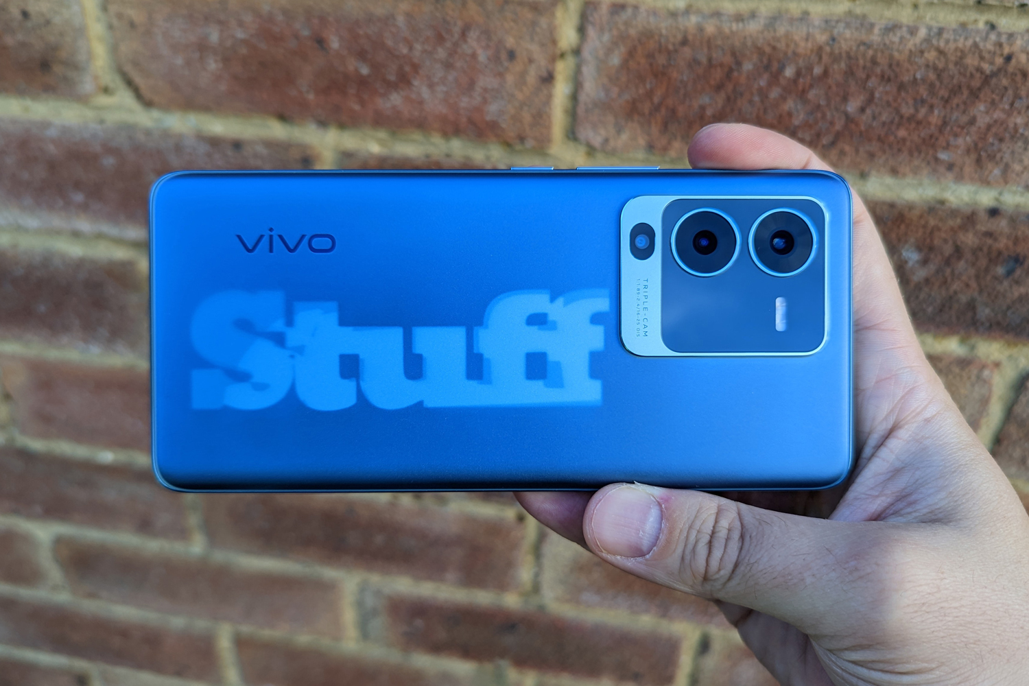 Vivo V25 Pro review Stuff logo