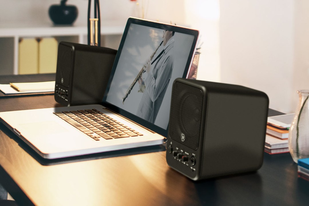 Yamaha MS101-4 desktop monitor speakers