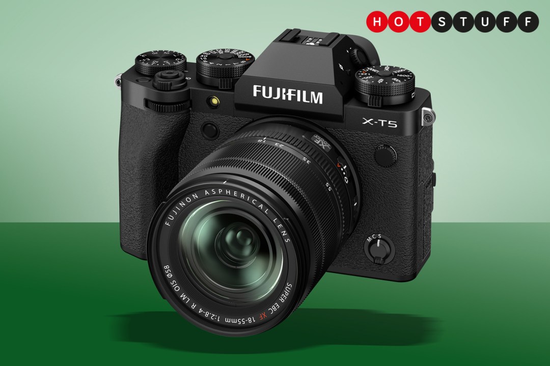 Fujifilm X-T5 hot stuff
