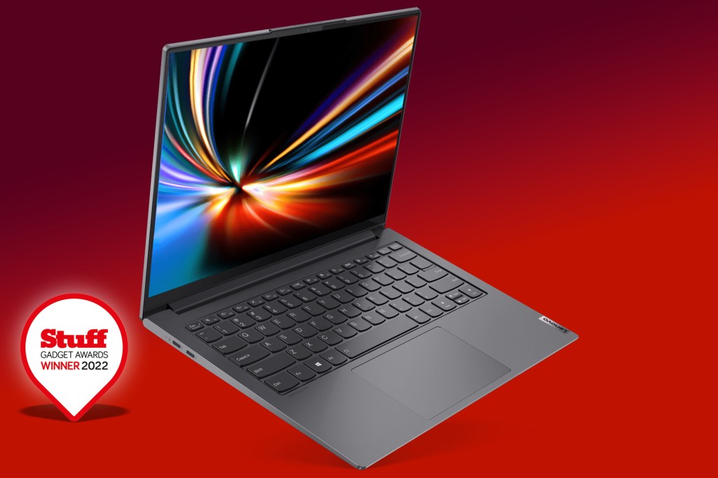 Lenovo Yoga Slim 7i Pro winner mainstream laptop 2022