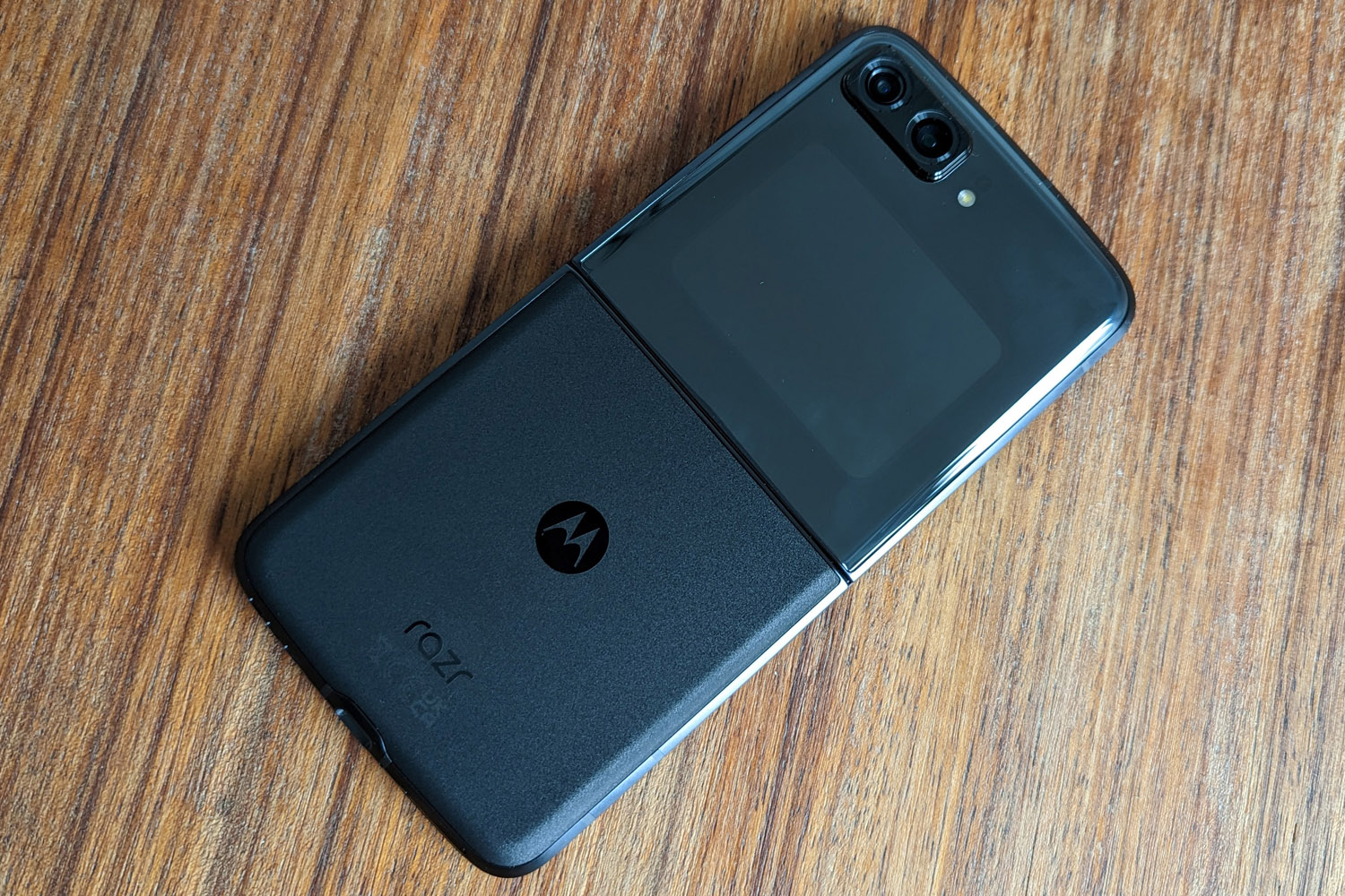 Motorola Razr 2022 rear