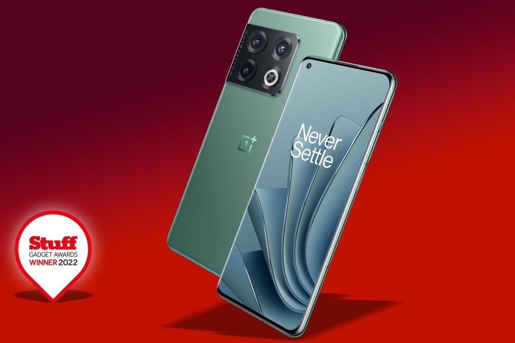 „OnePlus 10 Pro“ nugalėtojas vidutinės klasės išmanusis telefonas 2022 m