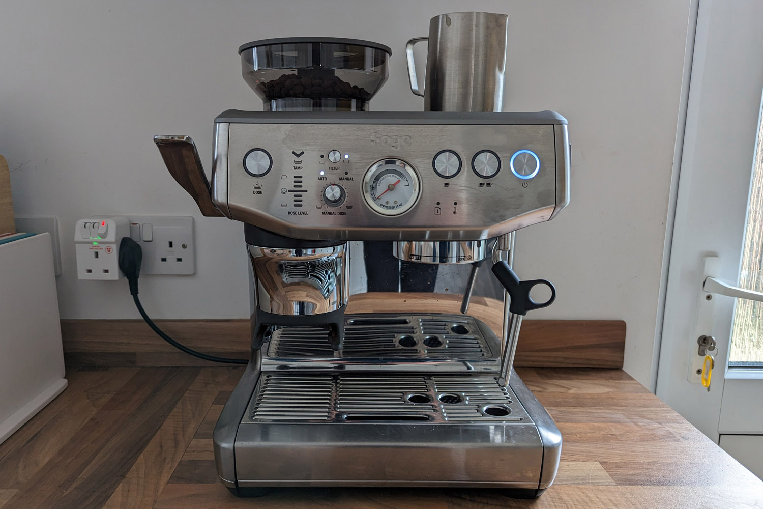 Sage Barista Express Impress front on