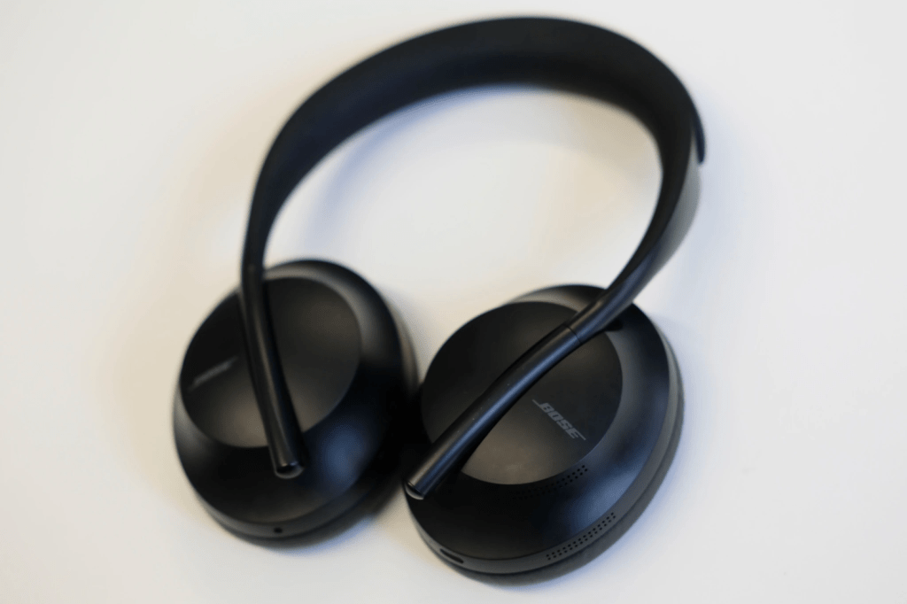 Bose Noise Cancelling 700 wireless headphones