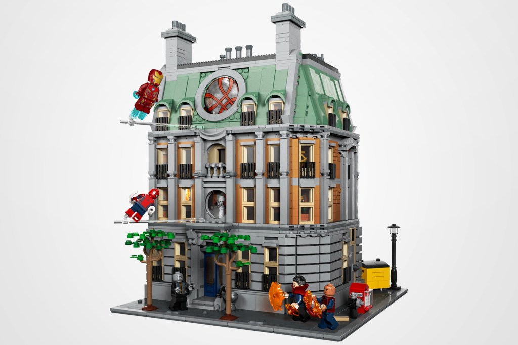 Lego Sanctum Santorum