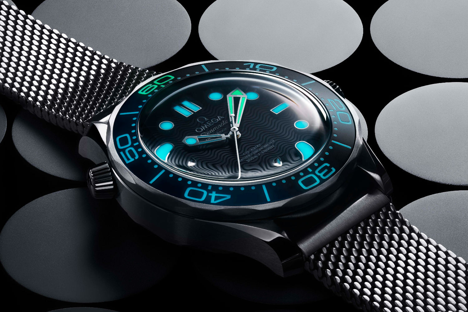 A shot of the Omega Seamaster Diver 300M James Bond showing the glow-in-the-dark details