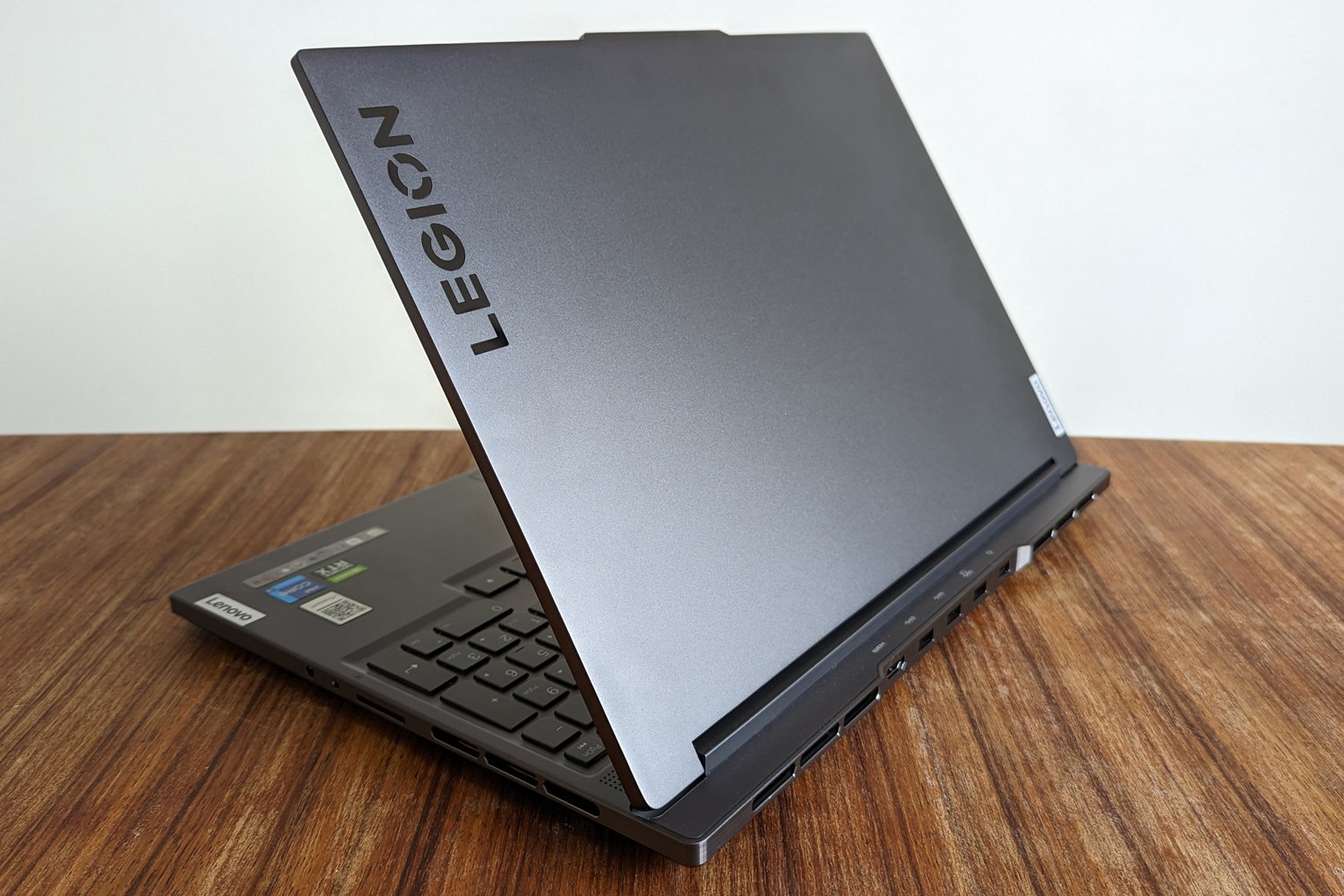 Lenovo Legion Slim 7i review rear
