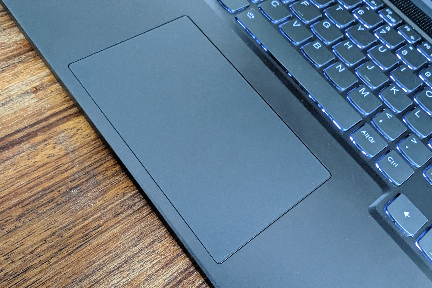 Lenovo Legion Slim 7i review touchpad