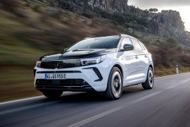 Vauxhall Grandland GSe review: people’s performer