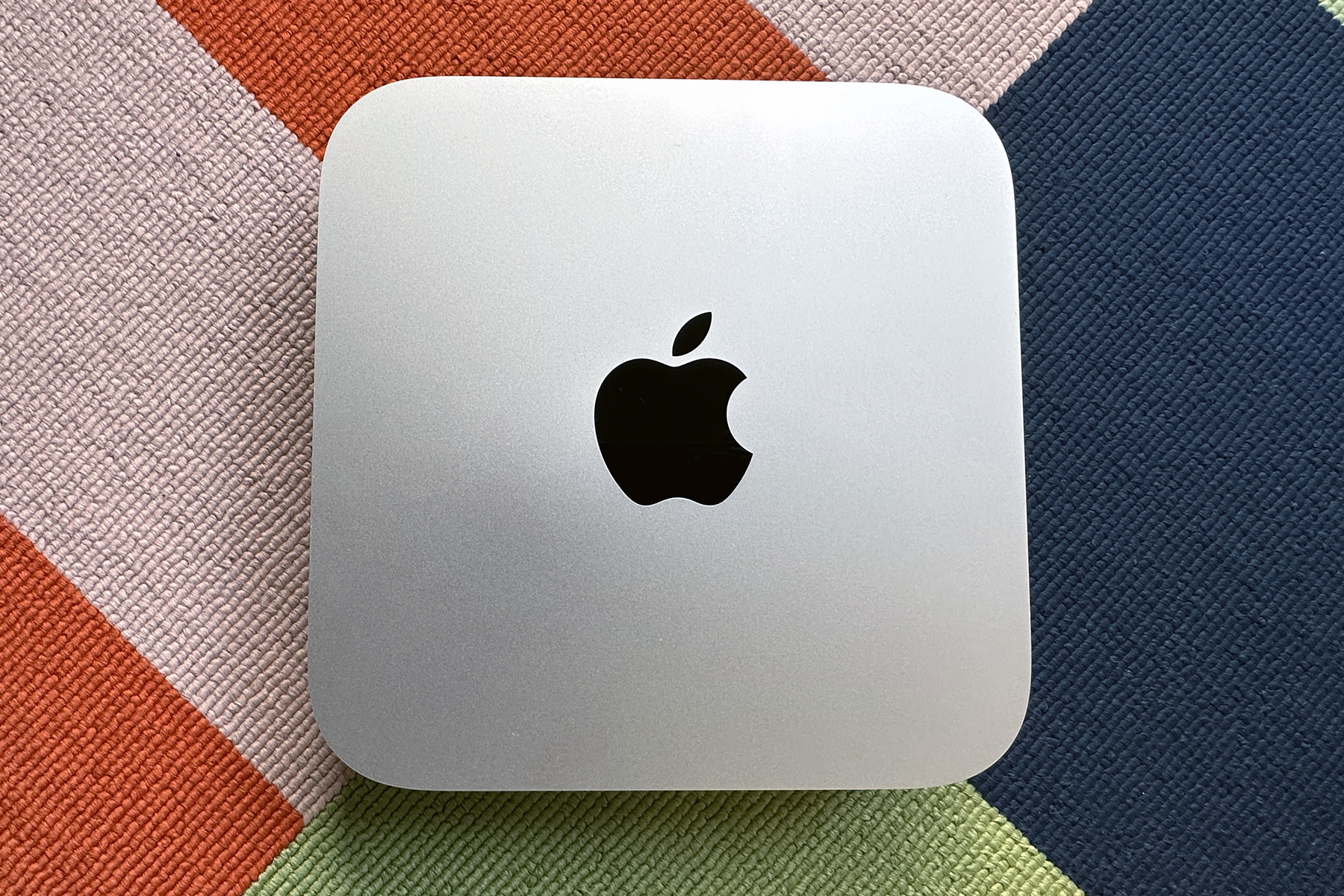 Apple M2 Mac mini: Testing 35 games 