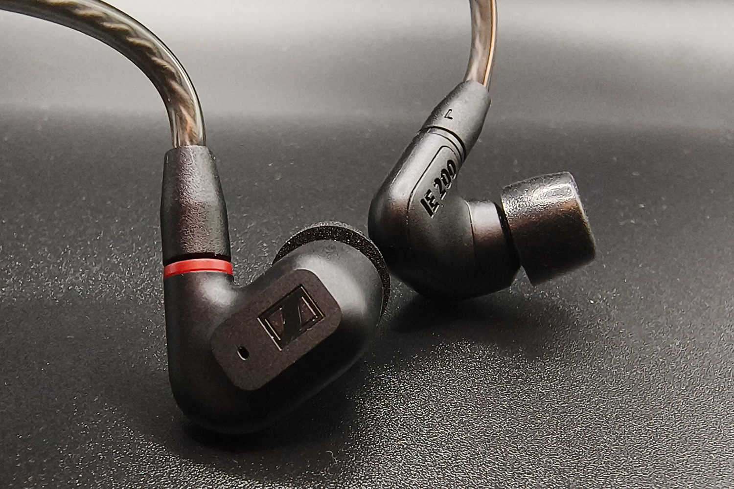 Sennheiser IE200 review pair