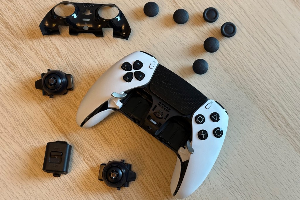 PS5 DualSense Edge Controller Review 2023 - Clear Crypt