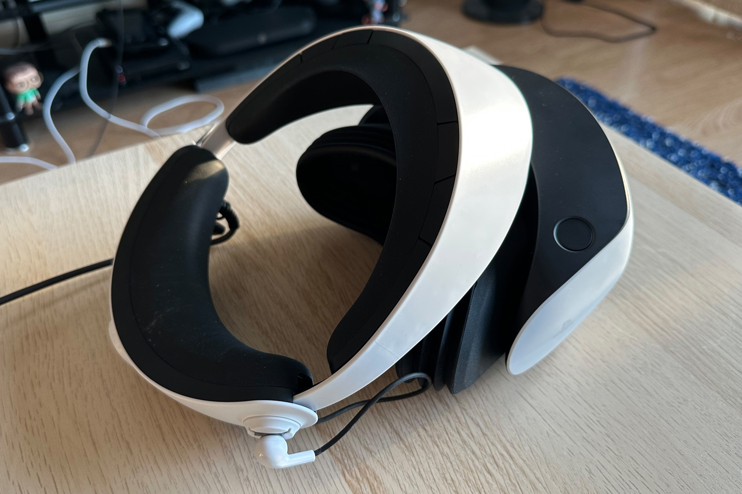 Review: PlayStation VR2 delivers on its gaming promises, but is the world  ready for it?