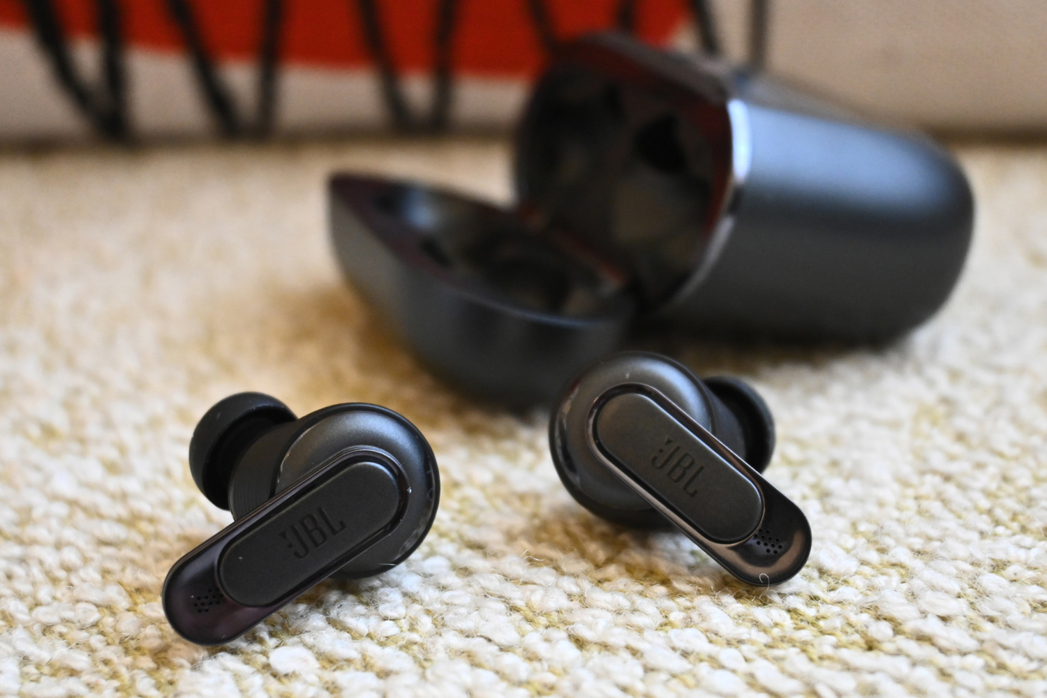 JBL Tour Pro 2 review buds