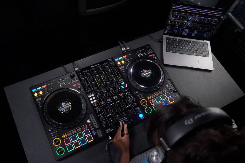 Apple Music just beat Spotify with this DJ-friendly new feature