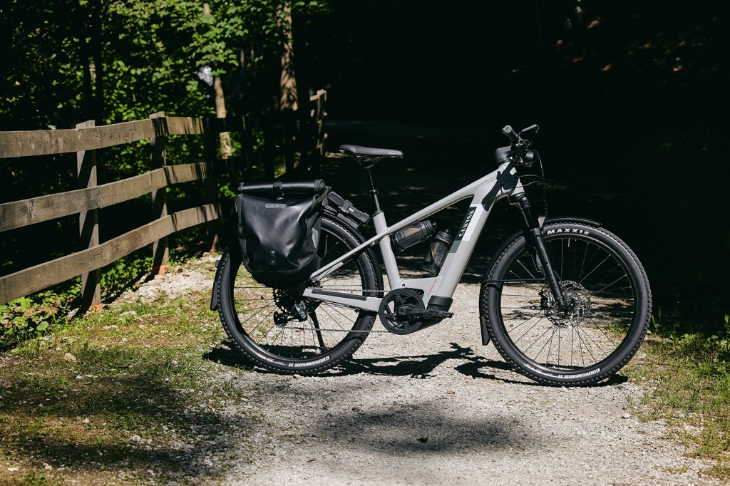 Canyon Pathlite:ON 9 LTD SUV