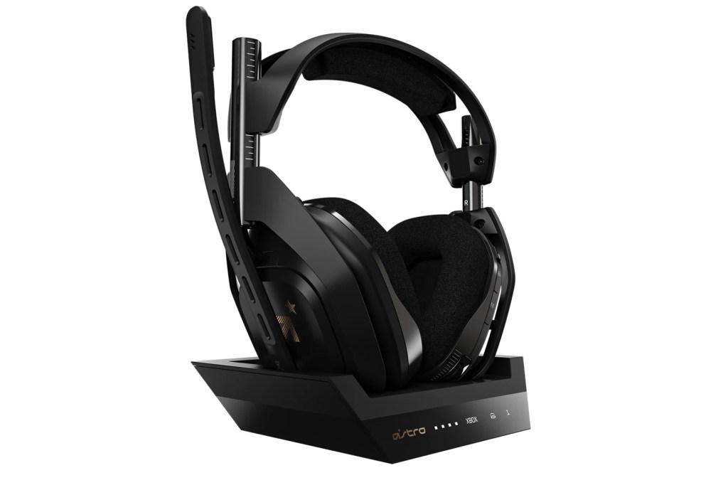 Best Xbox Headset for 2023: Top Xbox Series X/S and Xbox One Picks - CNET