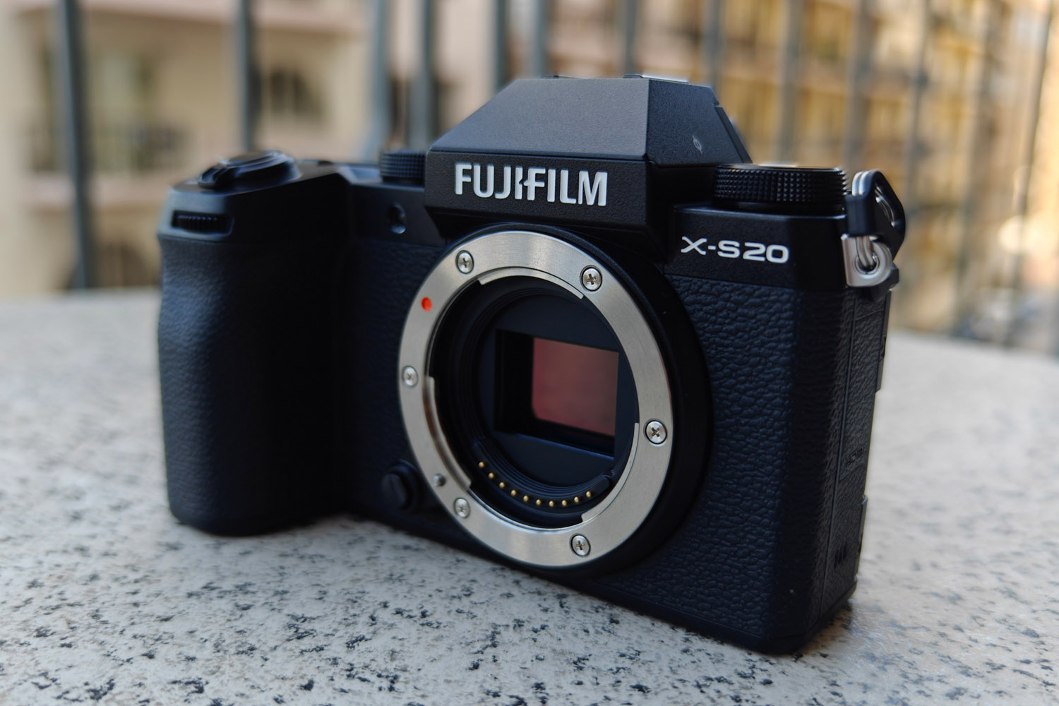 Fujifilm X-S20 hands-on sensor