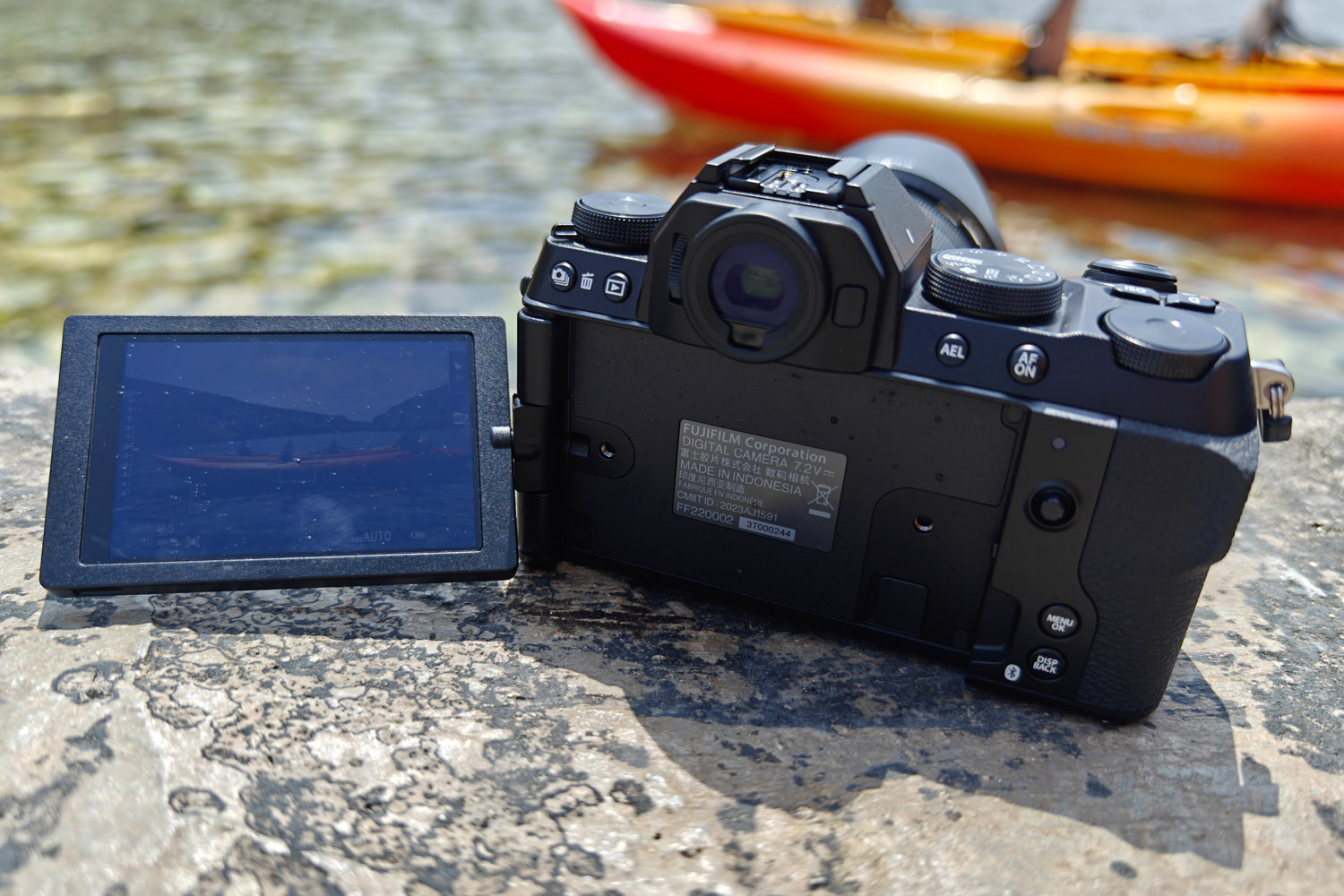 Fujifilm X-S20 hands-on vari-angle screen