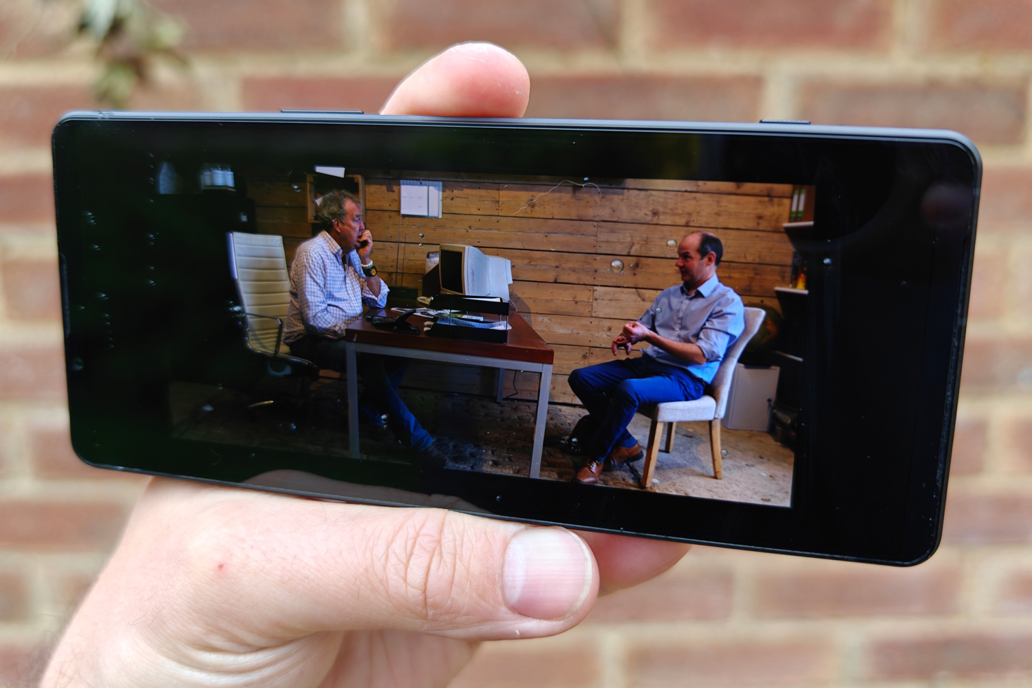 Sony Xperia 1 V display 1