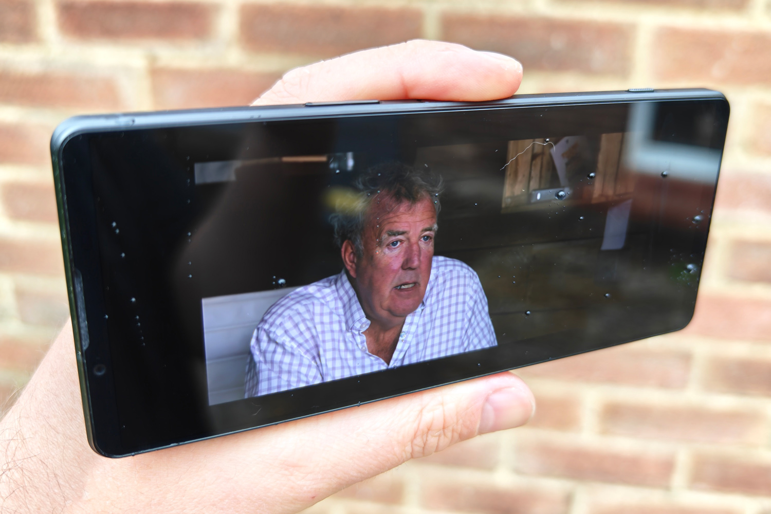 Sony Xperia 1 V display 2