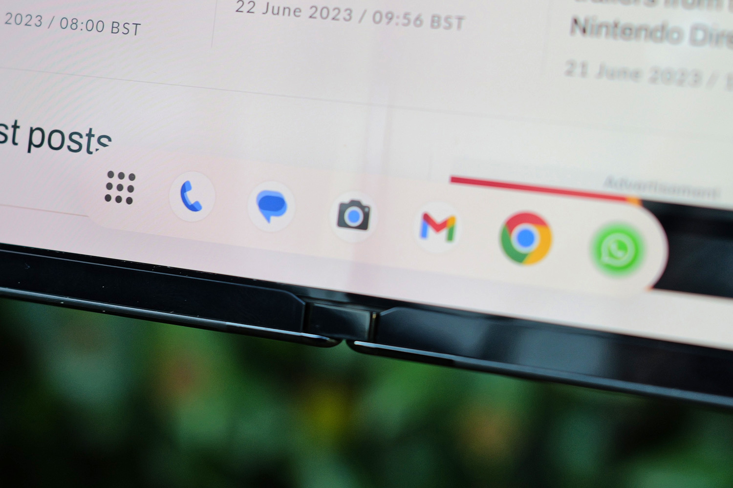 Google Pixel Fold review task bar