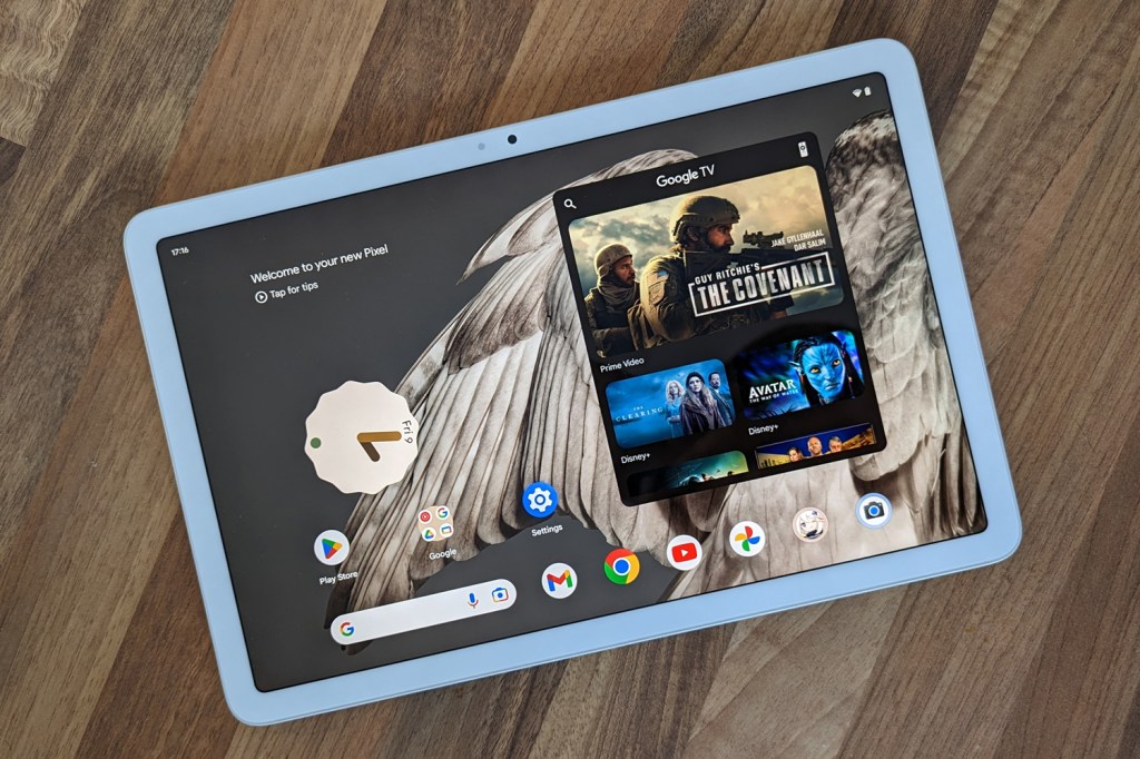 Google Pixel Tablet front
