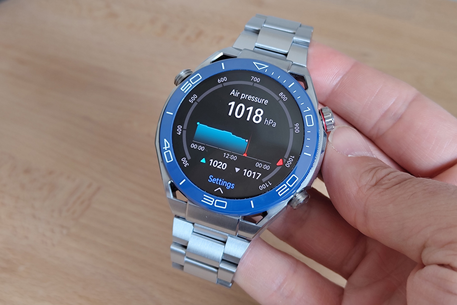 Huawei Watch Ultimate air pressure