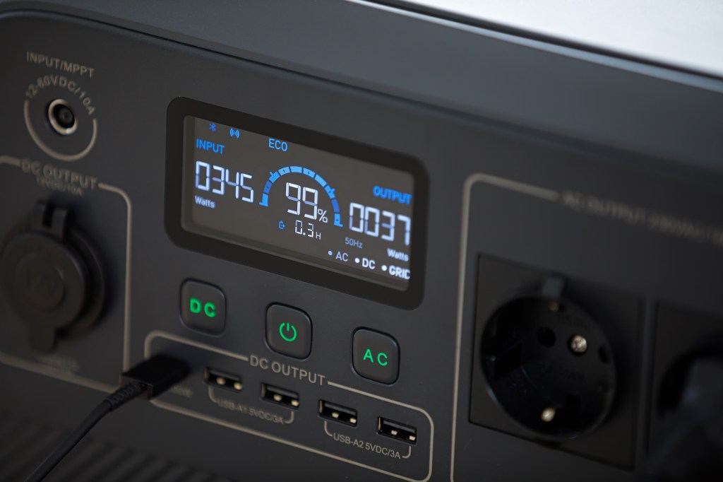 Bluetti AC180