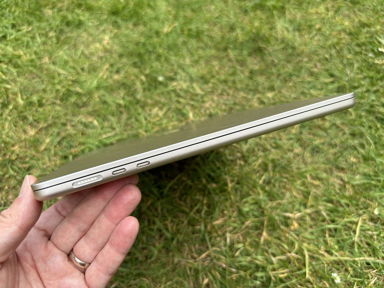 MacBook Air 15in review