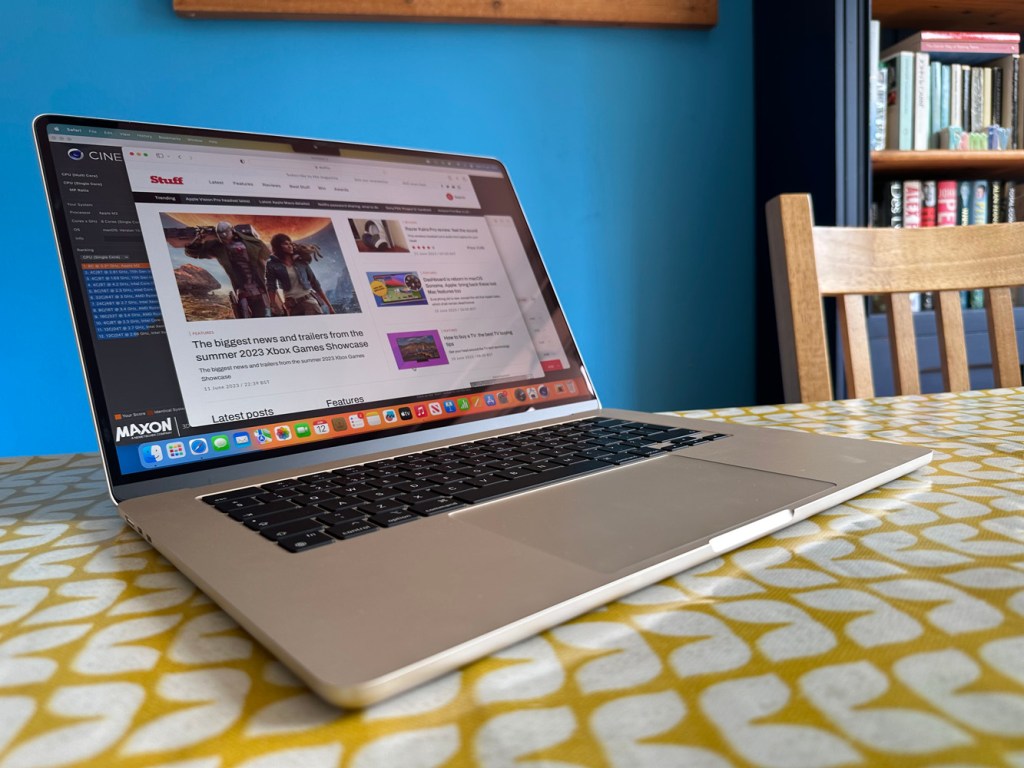 MacBook Air 15in review